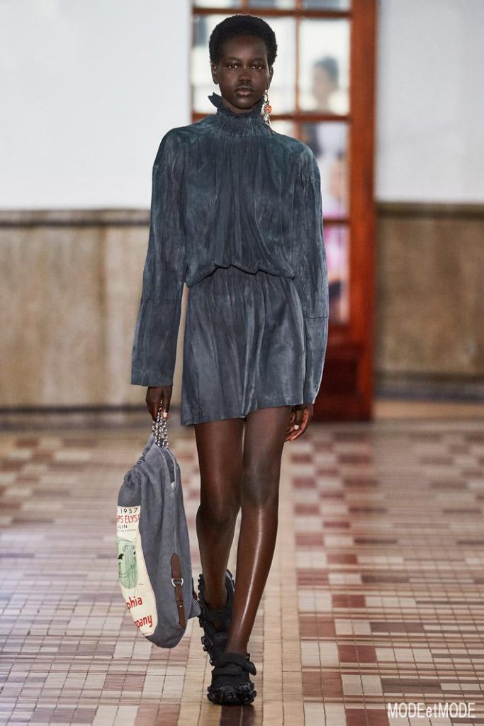 acne_studios_aw18hc_014
