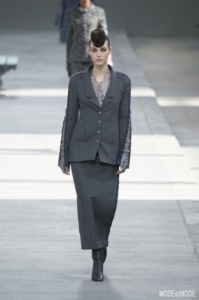 chanel_aw18hc_001