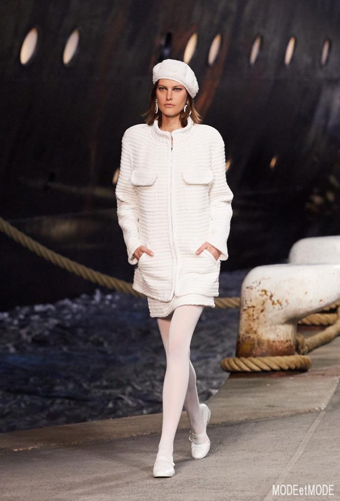 chanel_cruise_aw18hc_007