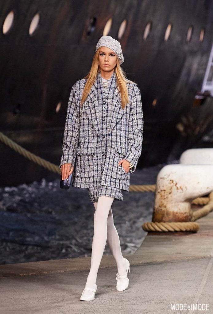 chanel_cruise_aw18hc_008