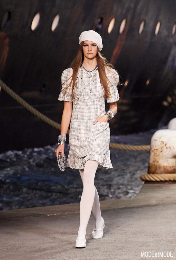 chanel_cruise_aw18hc_011
