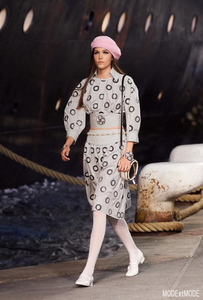 chanel_cruise_aw18hc_017
