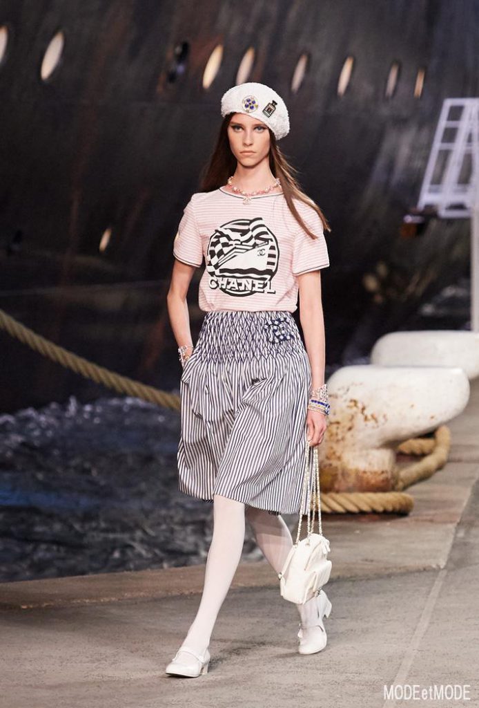 chanel_cruise_aw18hc_019