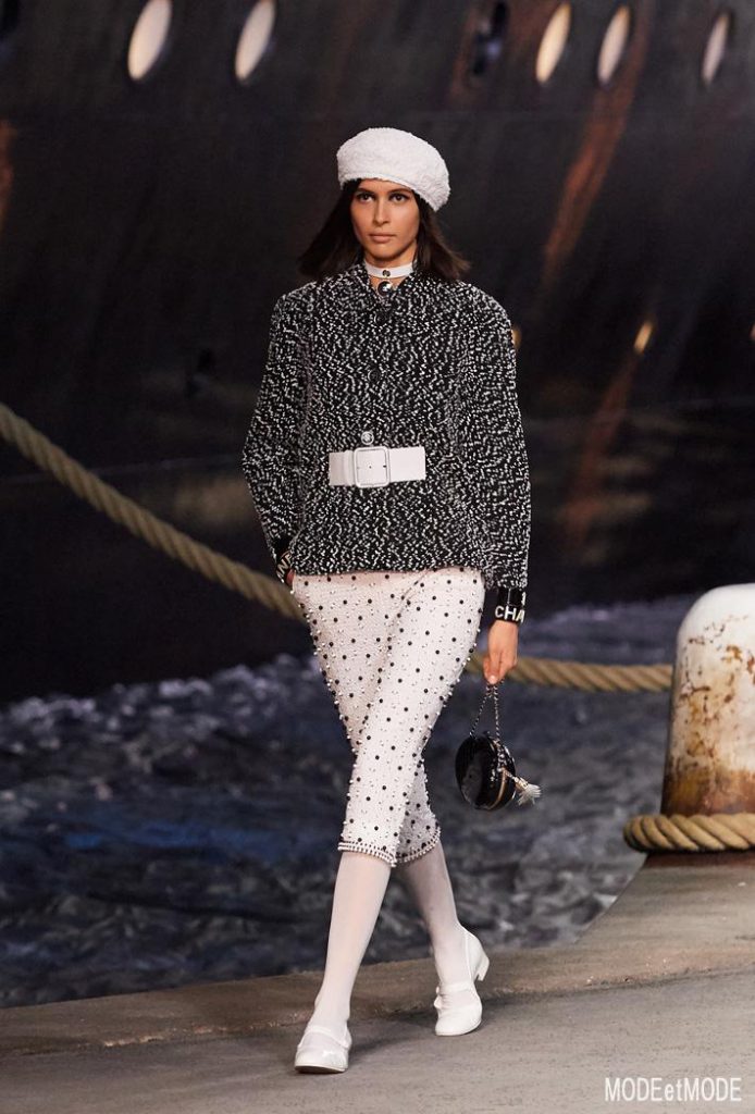 chanel_cruise_aw18hc_023