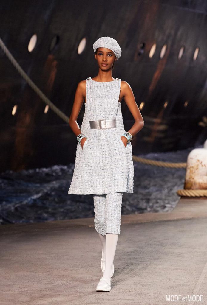 chanel_cruise_aw18hc_029