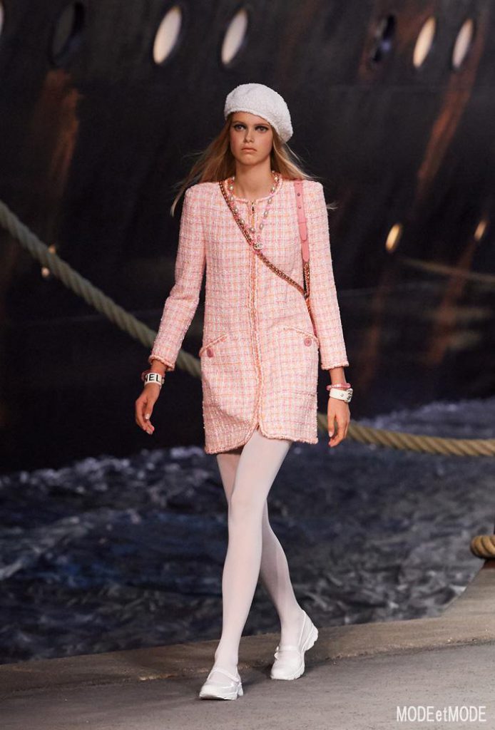 chanel_cruise_aw18hc_039
