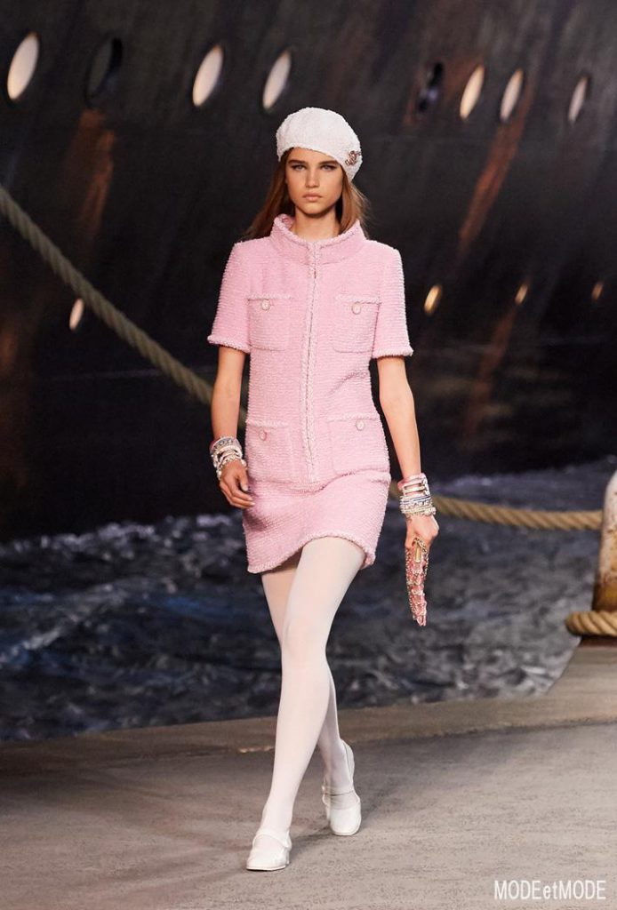 chanel_cruise_aw18hc_042