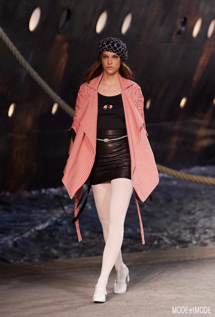 chanel_cruise_aw18hc_043