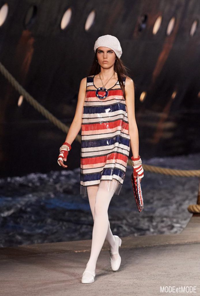 chanel_cruise_aw18hc_046