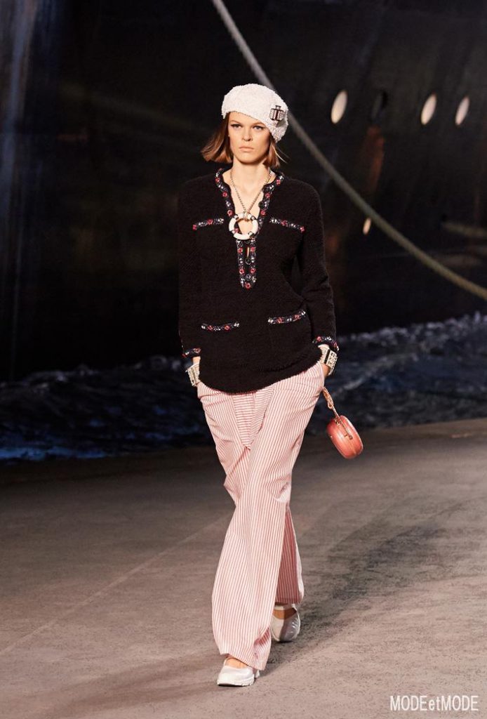 chanel_cruise_aw18hc_050