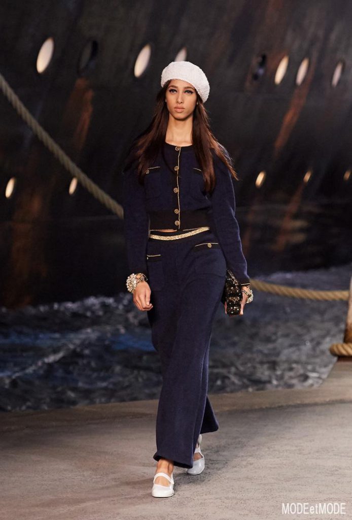 chanel_cruise_aw18hc_051