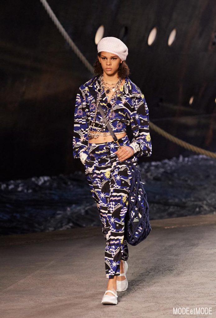chanel_cruise_aw18hc_080