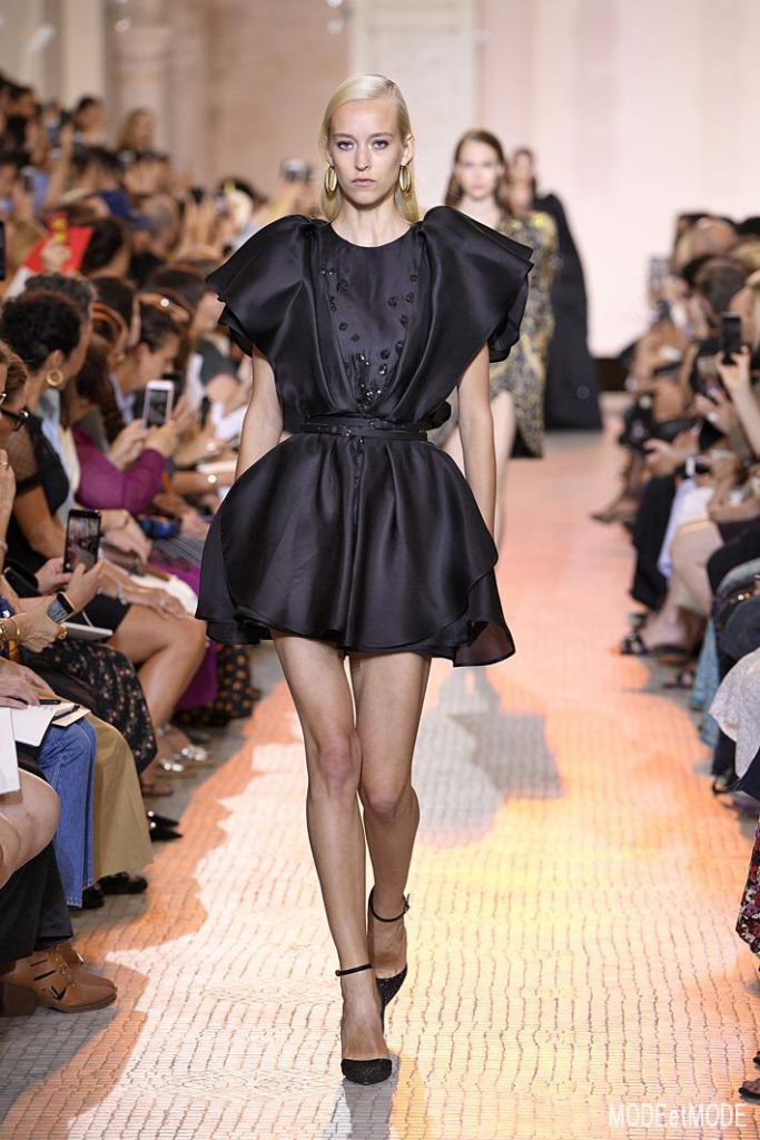 Elie Saab Haute Couture Paris Fall Winter 2018/19 Paris July 2018