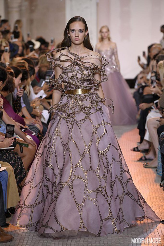 Elie Saab Haute Couture Paris Fall Winter 2018/19 Paris July 2018