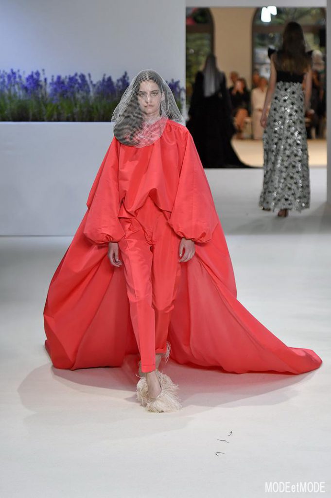 Giambattista Valli Haute Couture Paris Fall Winter 2018/19 Paris July 2018