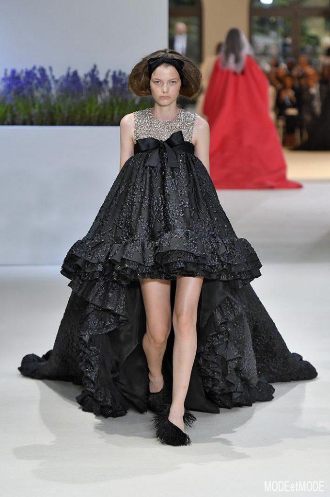 Giambattista Valli Haute Couture Paris Fall Winter 2018/19 Paris July 2018