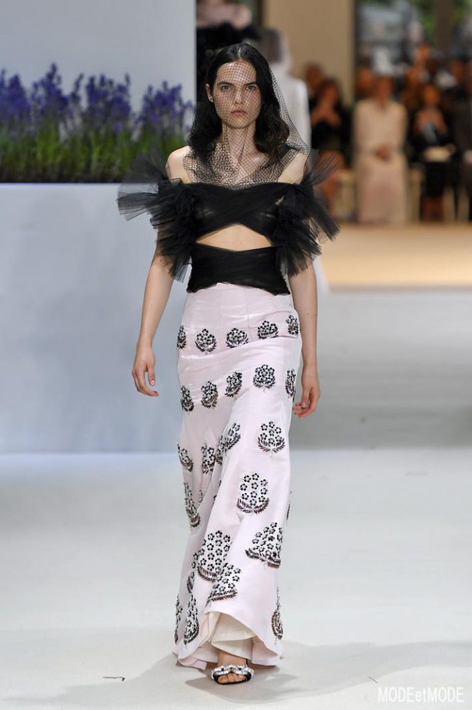 Giambattista Valli Haute Couture Paris Fall Winter 2018/19 Paris July 2018