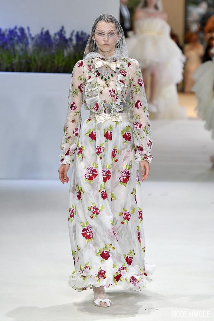 Giambattista Valli Haute Couture Paris Fall Winter 2018/19 Paris July 2018