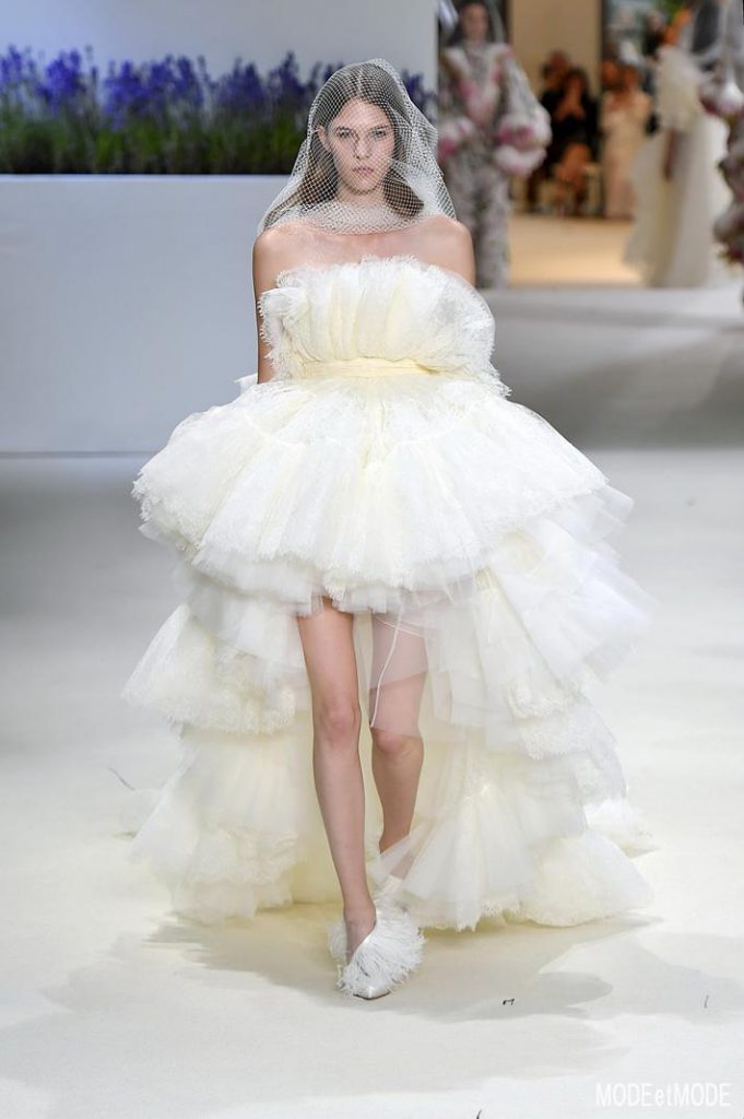 Giambattista Valli Haute Couture Paris Fall Winter 2018/19 Paris July 2018