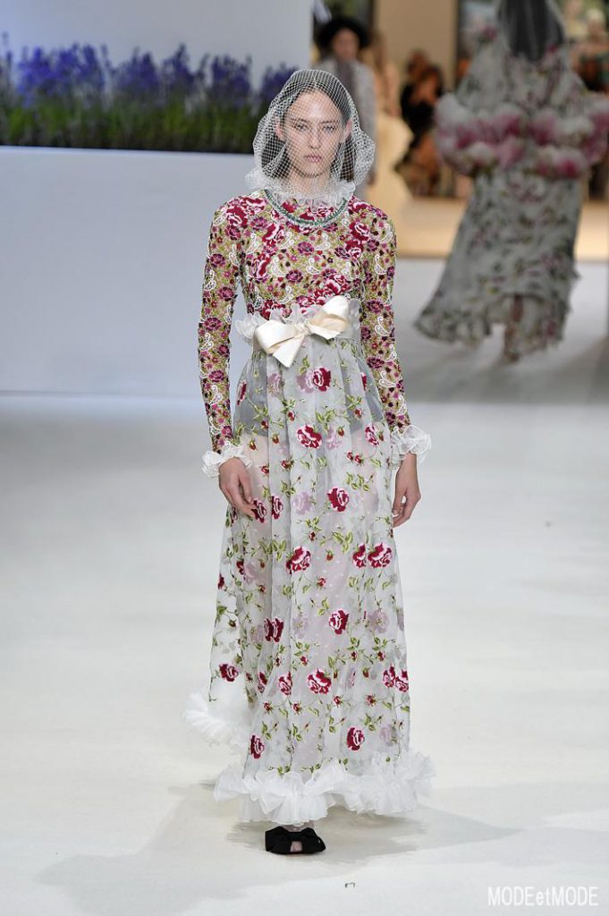 Giambattista Valli Haute Couture Paris Fall Winter 2018/19 Paris July 2018