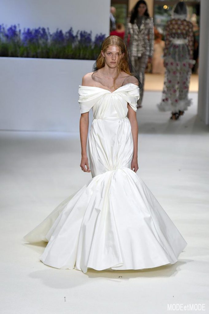 Giambattista Valli Haute Couture Paris Fall Winter 2018/19 Paris July 2018