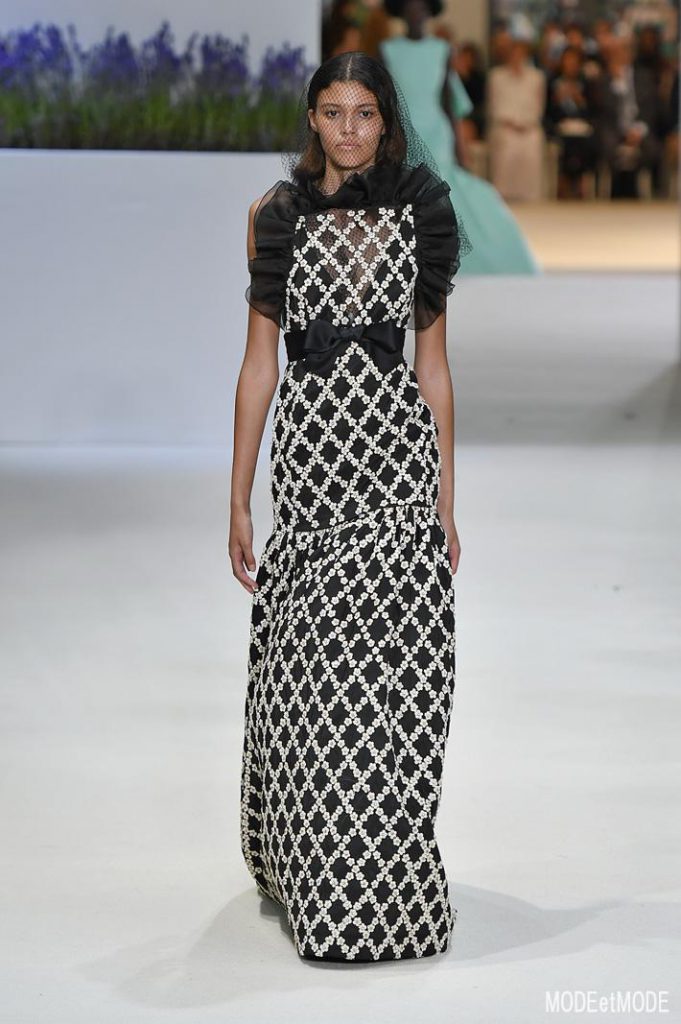 Giambattista Valli Haute Couture Paris Fall Winter 2018/19 Paris July 2018