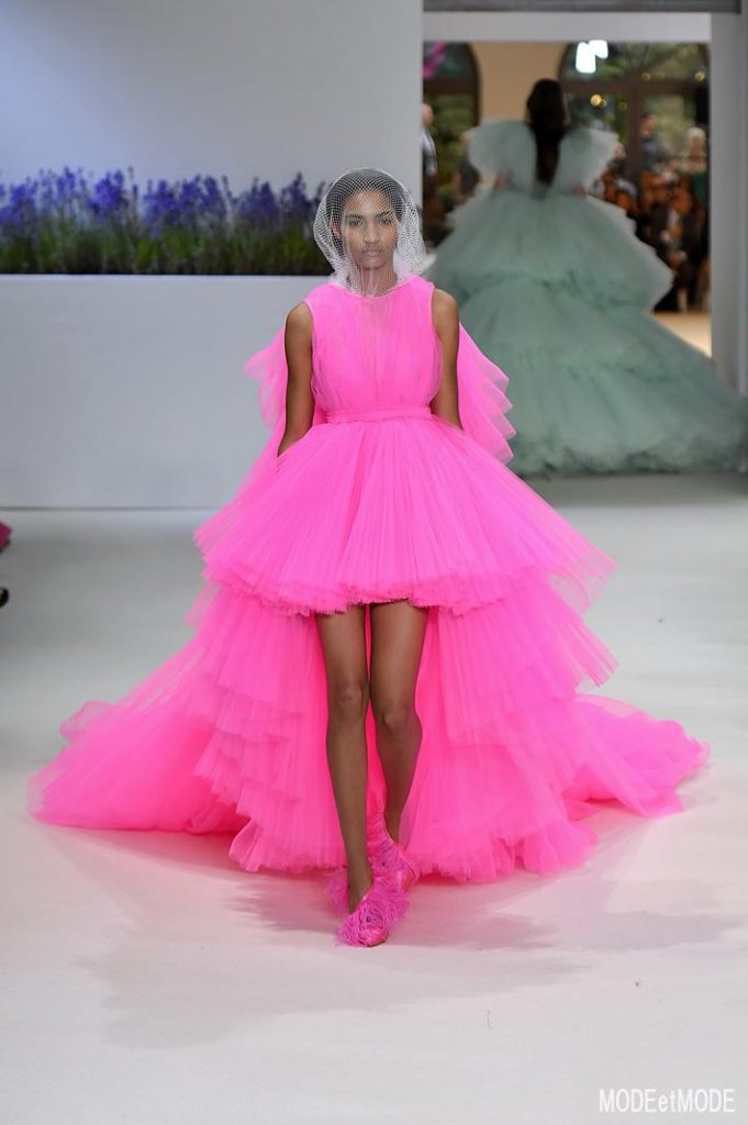 Giambattista Valli Haute Couture Paris Fall Winter 2018/19 Paris July 2018