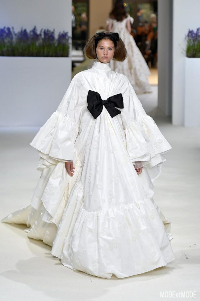 Giambattista Valli Haute Couture Paris Fall Winter 2018/19 Paris July 2018