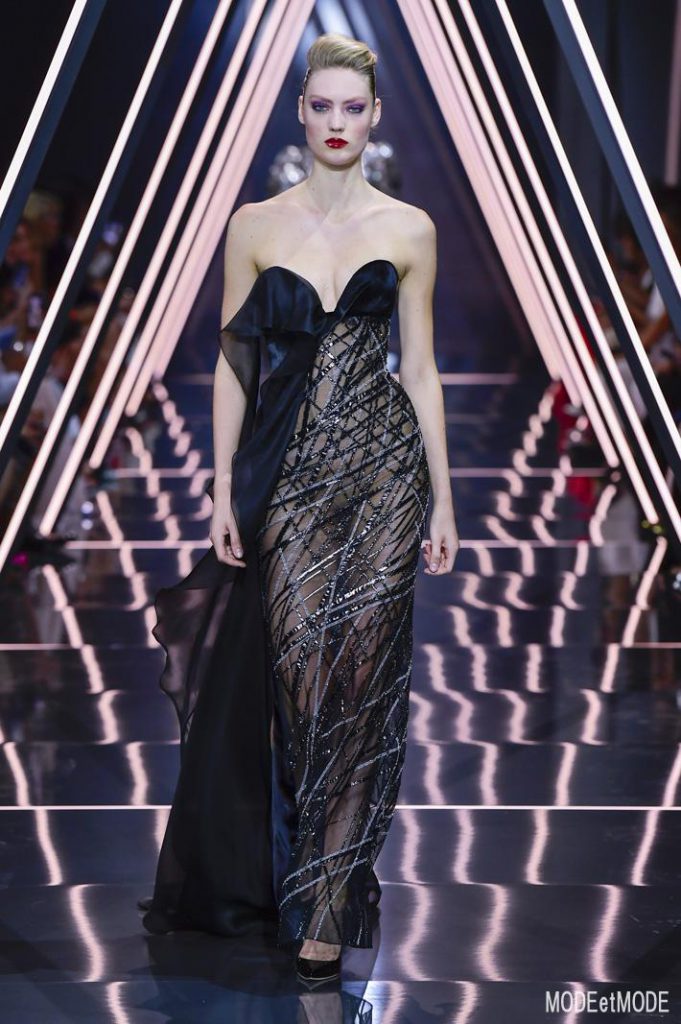 Ralph & Russo, autumn-winter 2018
Paris, France