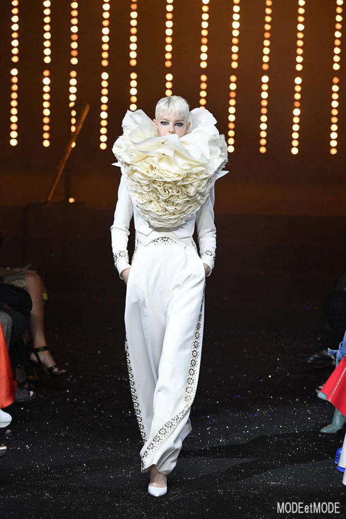 Viktor Rolf Haute Couture Paris Fall Winter 2018/19 Paris July 2018