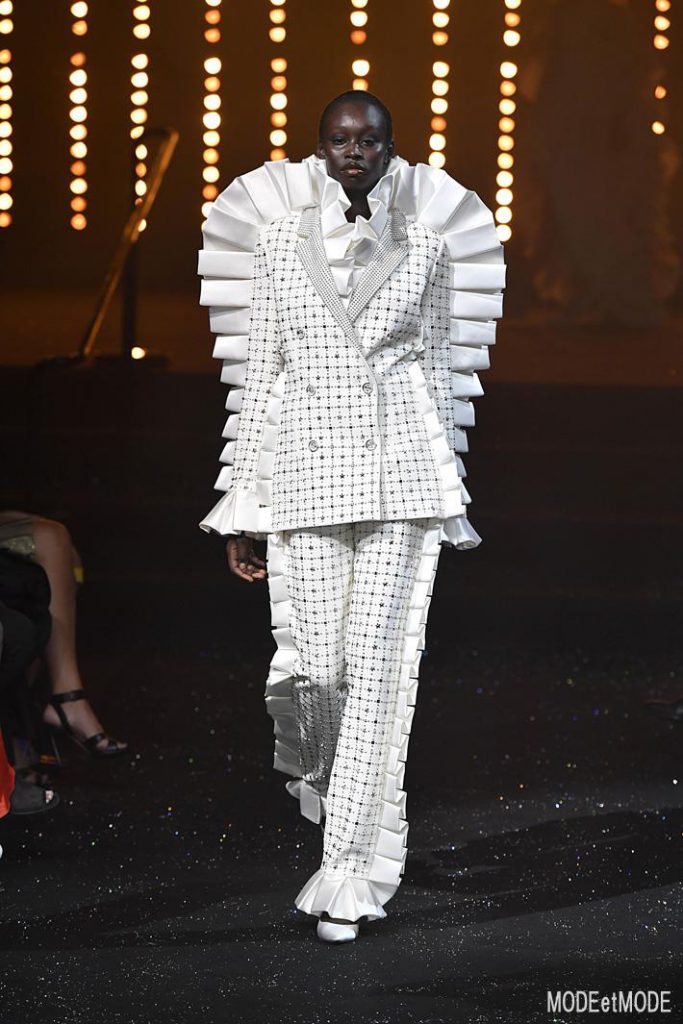 Viktor Rolf Haute Couture Paris Fall Winter 2018/19 Paris July 2018