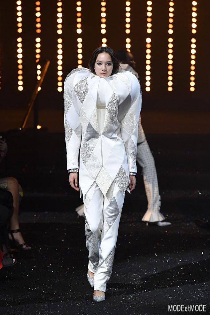 Viktor Rolf Haute Couture Paris Fall Winter 2018/19 Paris July 2018
