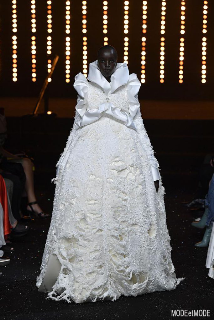Viktor Rolf Haute Couture Paris Fall Winter 2018/19 Paris July 2018
