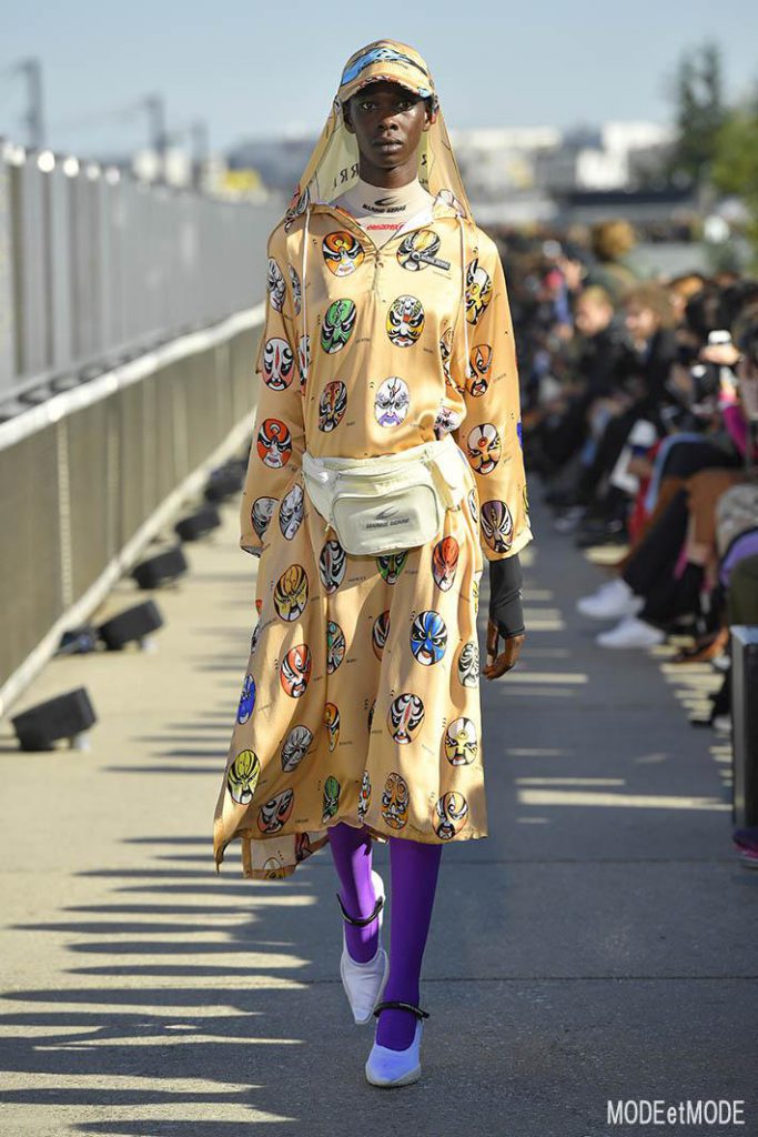 Marine Serre SS19
CatwalkPictures.com
Paris