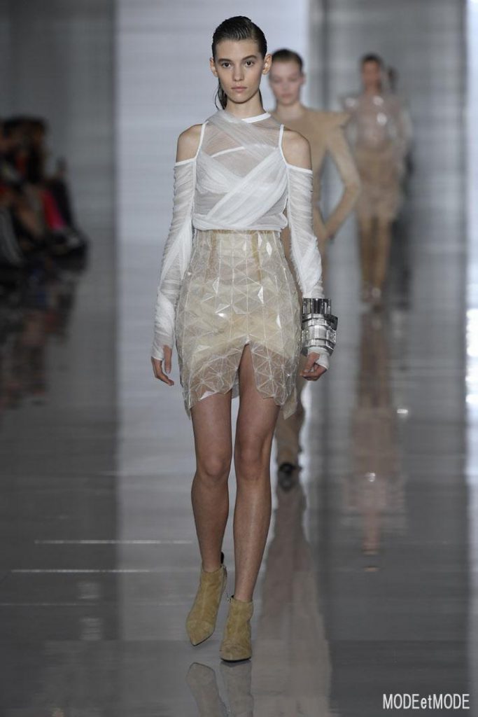 balmain_ss19_040