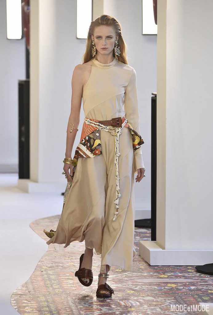 chloe_ss19_001