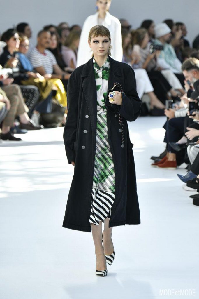 dries-van-noten_ss19_002