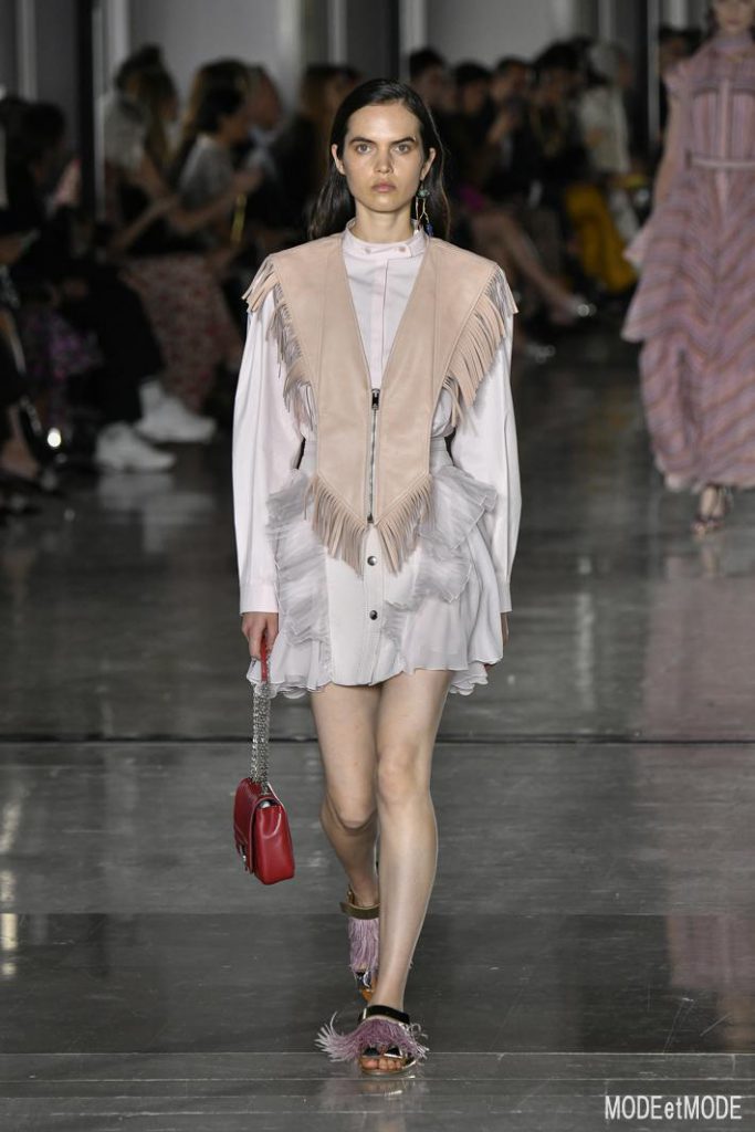 giambattista-valli_ss19_031
