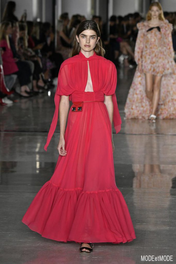 giambattista-valli_ss19_039
