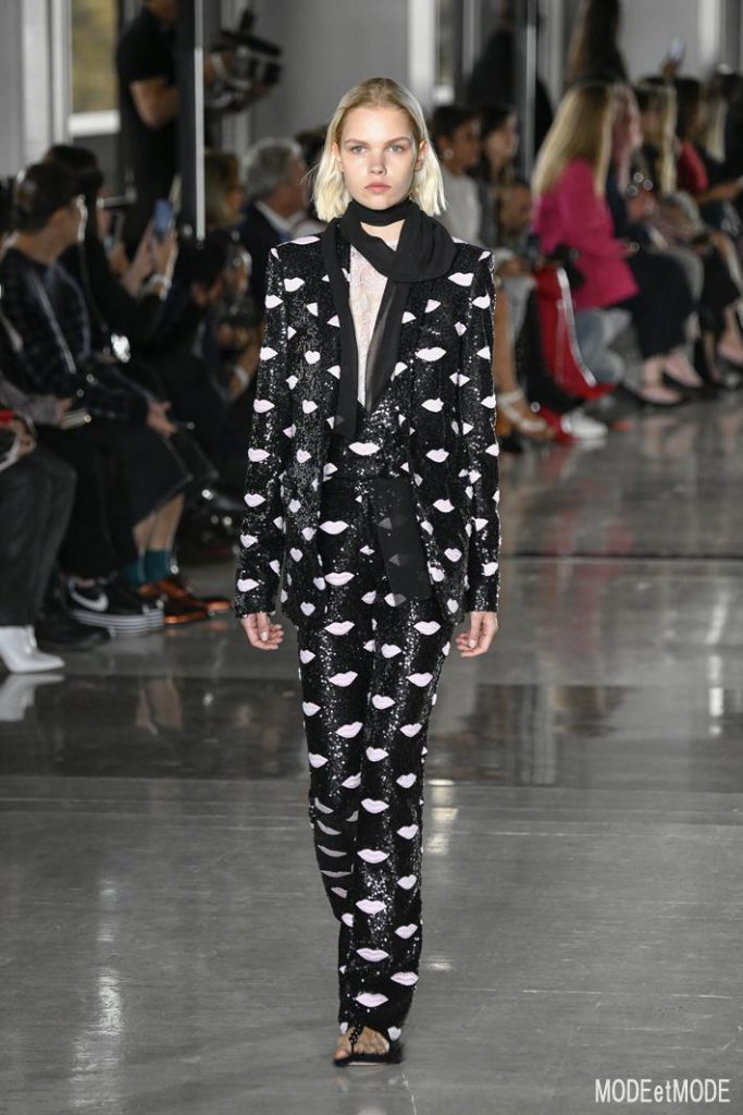 giambattista-valli_ss19_051