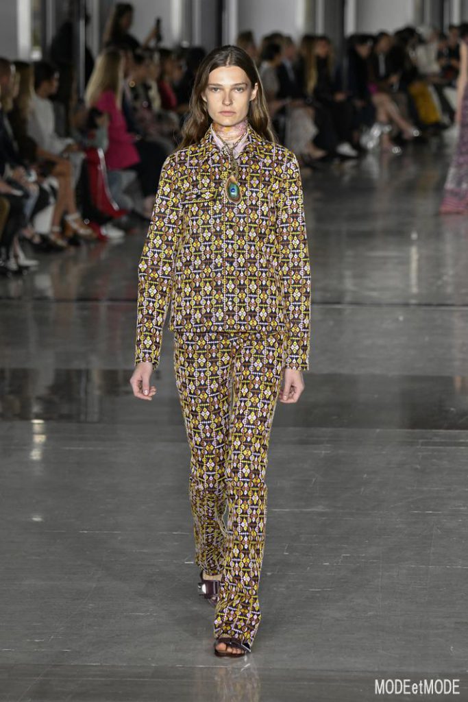 giambattista-valli_ss19_053
