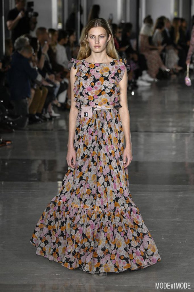 giambattista-valli_ss19_057
