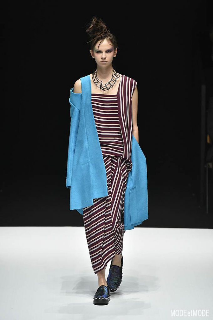 hiroko_koshino_ss19_012