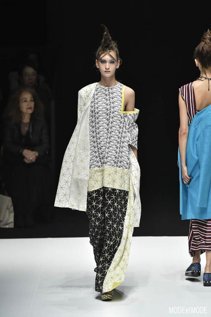 hiroko_koshino_ss19_015