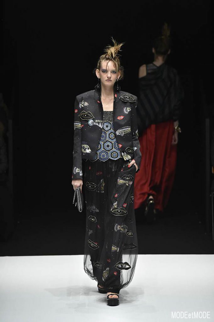 hiroko_koshino_ss19_025