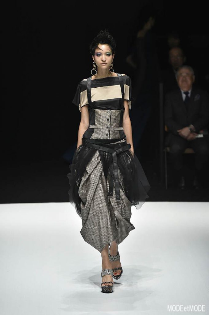 hiroko_koshino_ss19_026