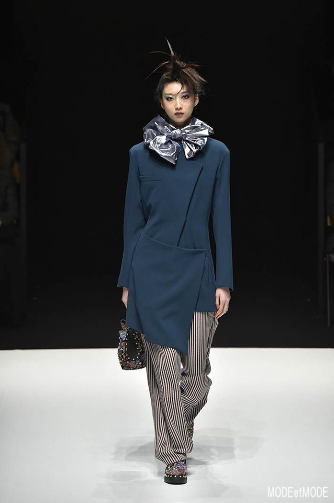 hiroko_koshino_ss19_038
