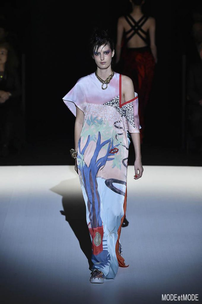 hiroko_koshino_ss19_061