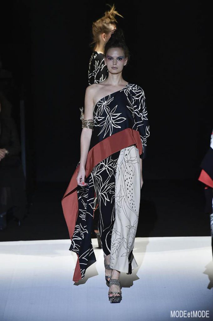 hiroko_koshino_ss19_068