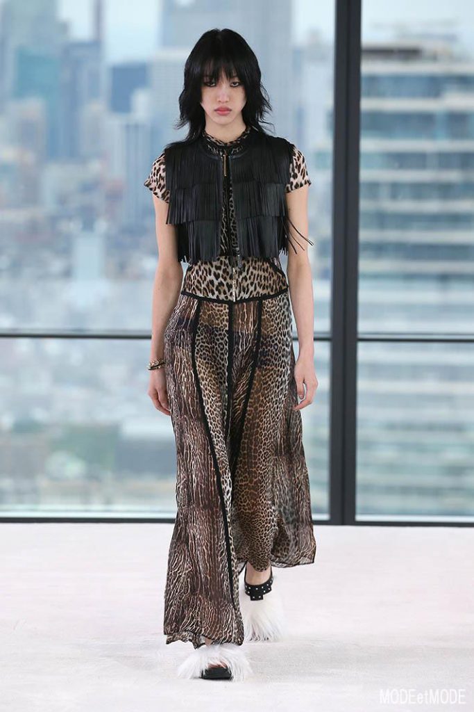 Longchamp Spring 2019 Runway Show – Runway Looks